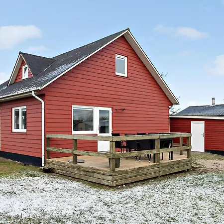 Awesome In With Kitchen Holiday home
